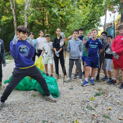 U13 nettoie le Pilat